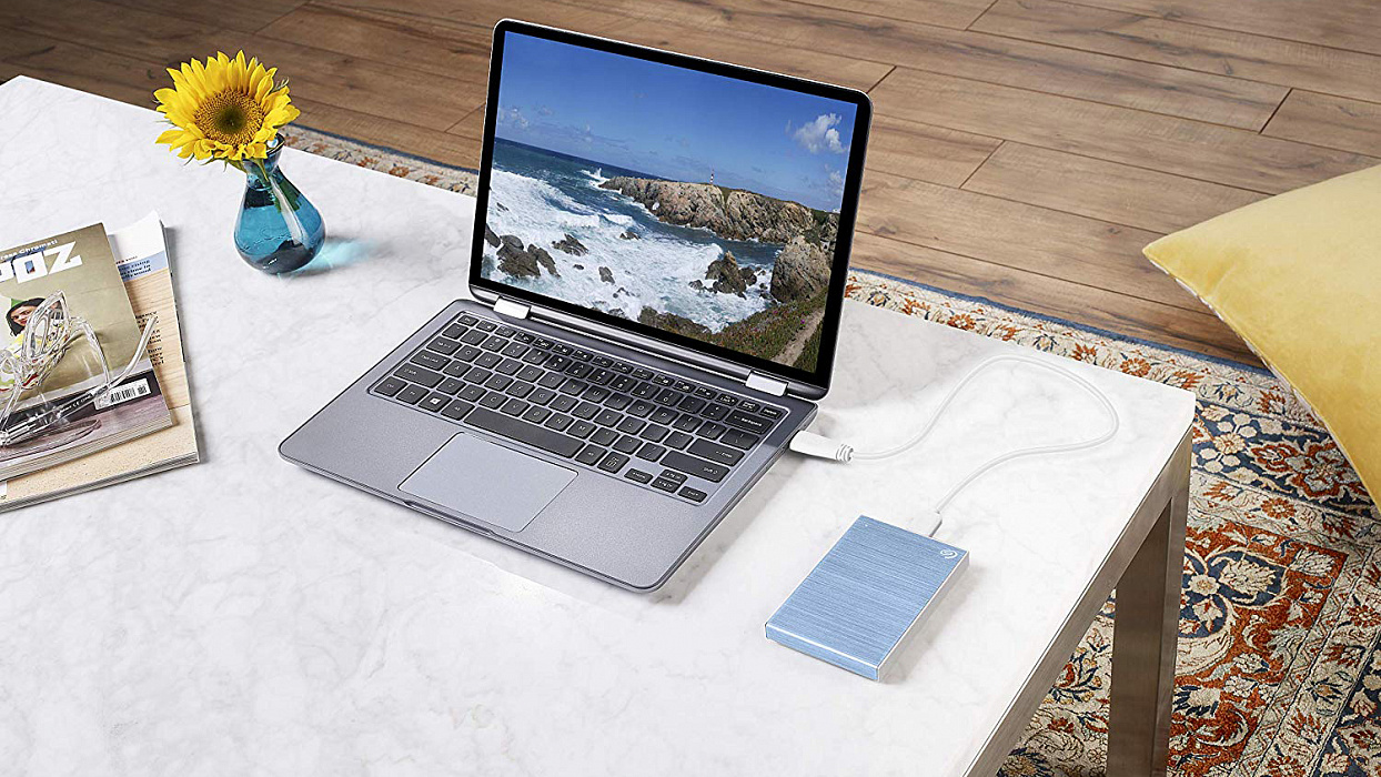 Внешний жесткий диск Seagate Backup Plus Slim 2.5" USB 3.0 1Tb HDD STHN1000402 (Light Blue) купить в интернет-магазине icover
