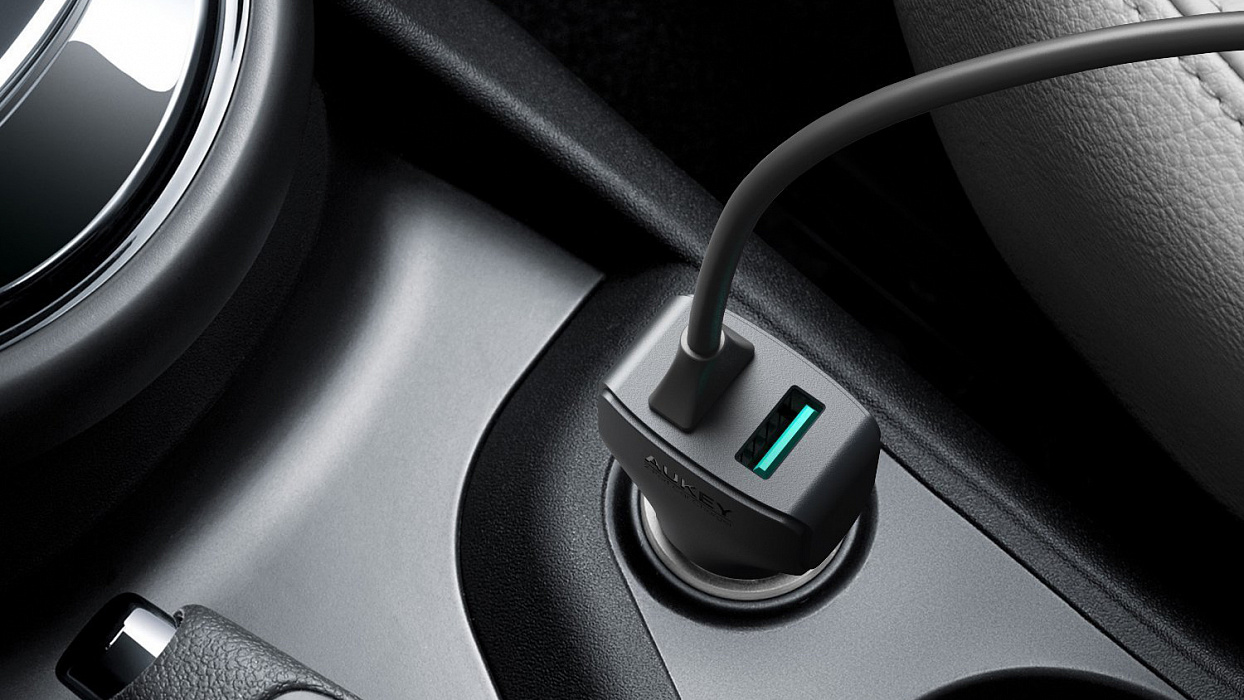 Автомобильная зарядка Aukey CC-Y4 (Black) купить в интернет-магазине icover