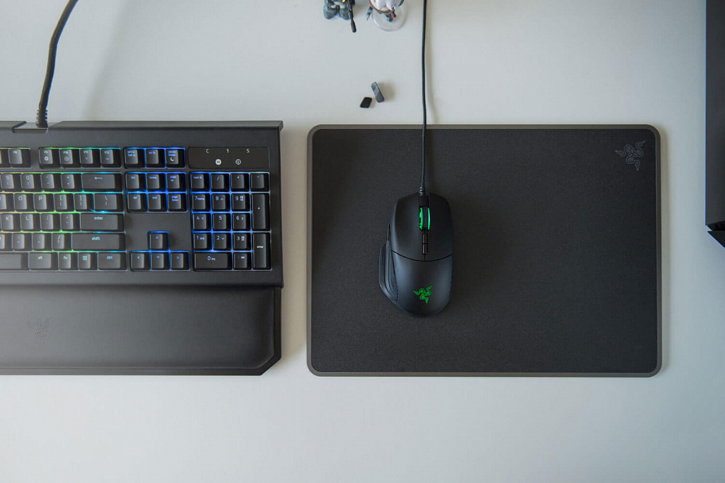 Игровая мышь Razer Basilisk RZ01-02330100-R3G1 (Black) купить в интернет-магазине icover