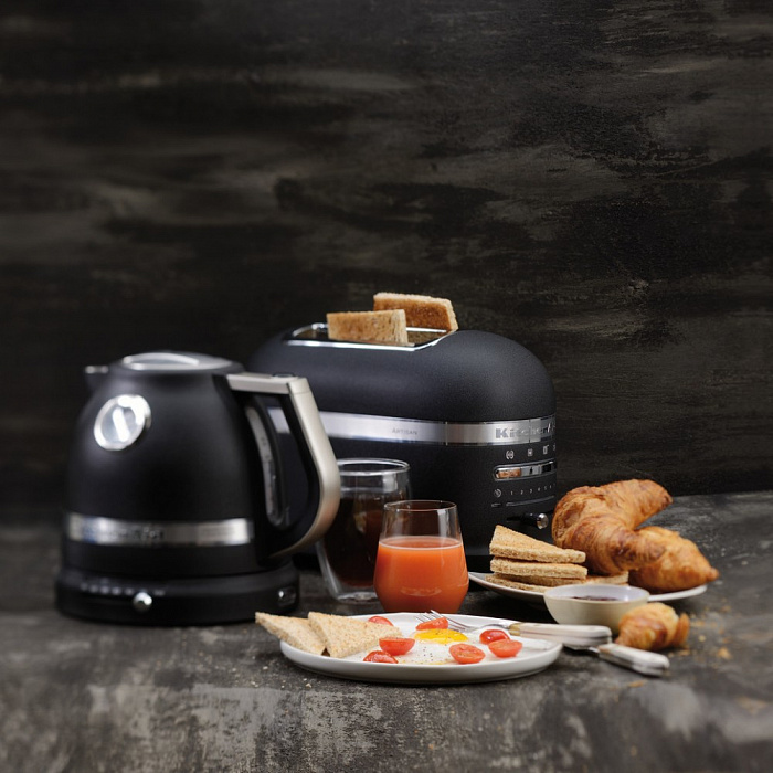 Тостер KitchenAid Artisan 5KMT2204EBK на 2 хлебца (Black iron) купить в интернет-магазине icover