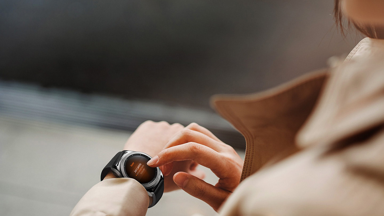 Умные часы Samsung Gear S3 Classic (Silver) купить в интернет-магазине icover