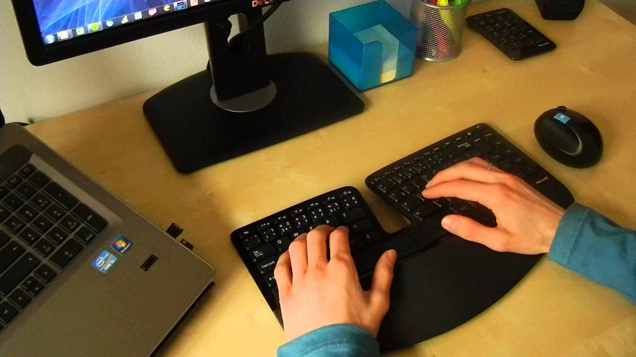 Microsoft Sculpt Ergonomic Desktop (L3V-00017) - беспроводные клавиатура и мышь (Black) купить в интернет-магазине icover