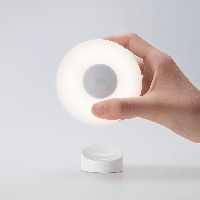 Светильник с датчиком движения Xiaomi Mi Motion-Activated Night Light 2 (BHR5278GL) купить в интернет-магазине icover