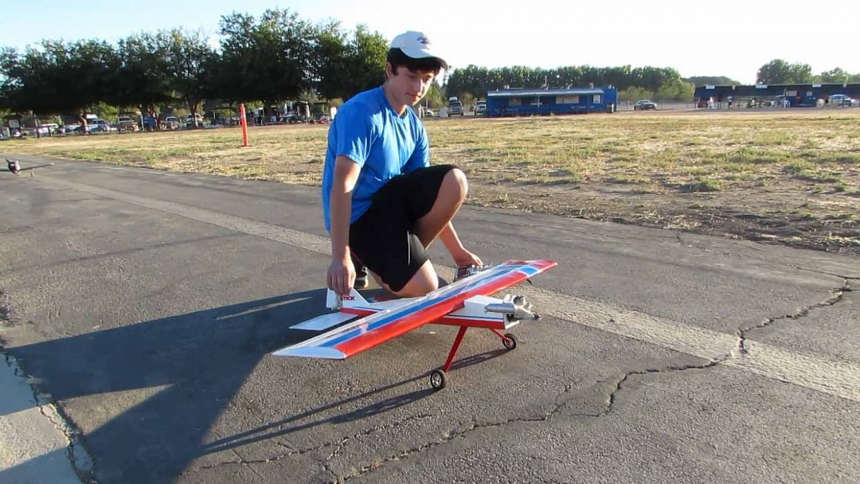 Радиоуправляемый самолет E-Flite Mini Ultra Stick ARF (White) купить в интернет-магазине icover