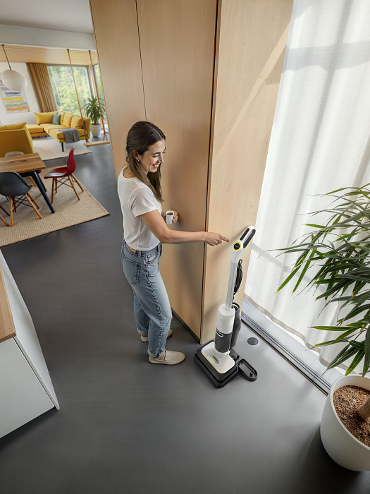 Вертикальный паропылесос Karcher SCV 4 Steam Vac 1.056-530.0 (White) купить в интернет-магазине icover