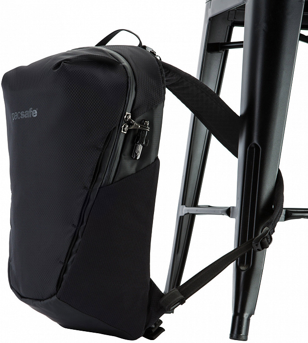 Рюкзак PacSafe Venturesafe X18 для ноутбука 13" (Black) купить в интернет-магазине icover