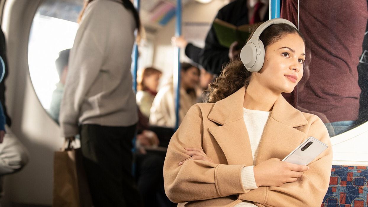 Bluetooth-наушники с микрофоном Sony WH-1000XM4 (Silver) купить в интернет-магазине icover