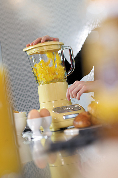 Стационарный блендер KitchenAid Artisan 5KSB5553EMY (Majestic Yellow) купить в интернет-магазине icover