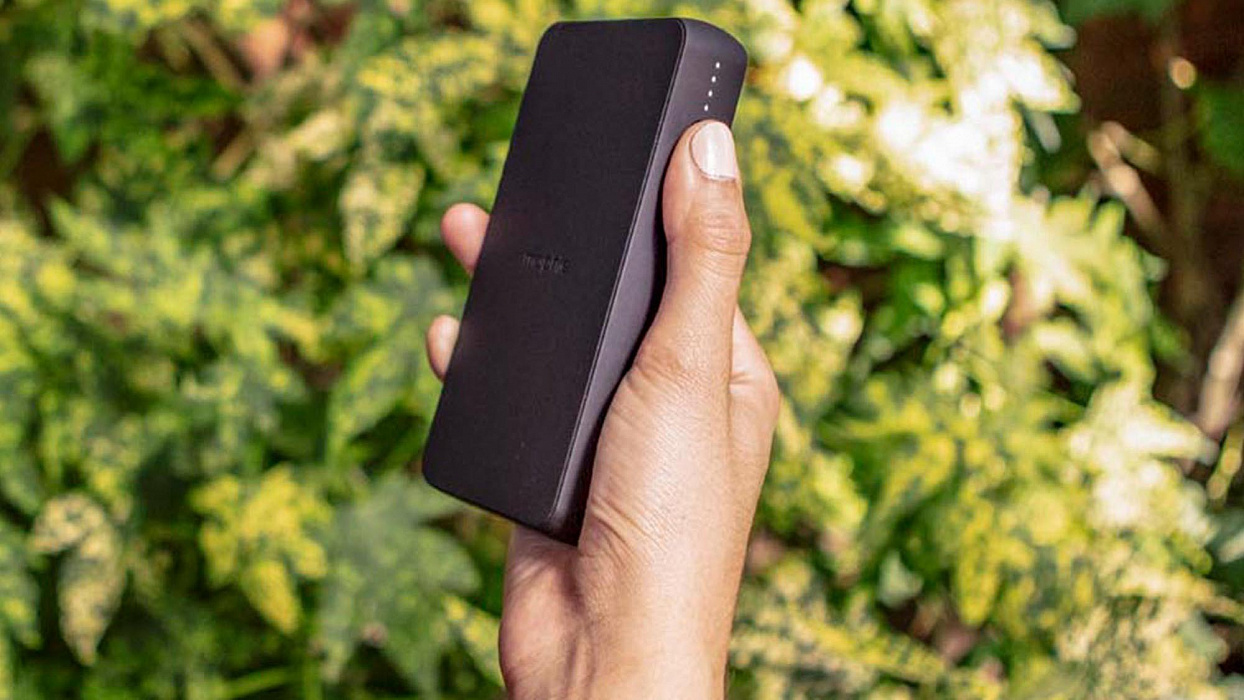 Внешний аккумулятор с функцией беспроводной зарядки Mophie Charge Stream Powerstation 10000 mAh 401101513 (Black) купить в интернет-магазине icover