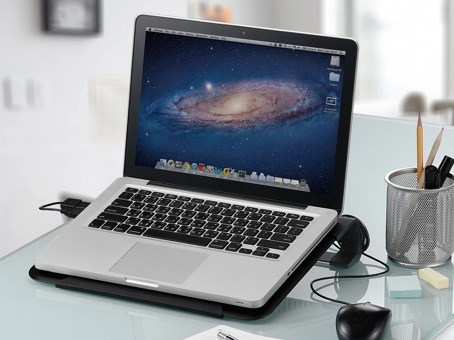 Cooler Master NotePal U2 Plus (R9-NBC-U2PK-GP) – охлаждающая подставка купить в интернет-магазине icover