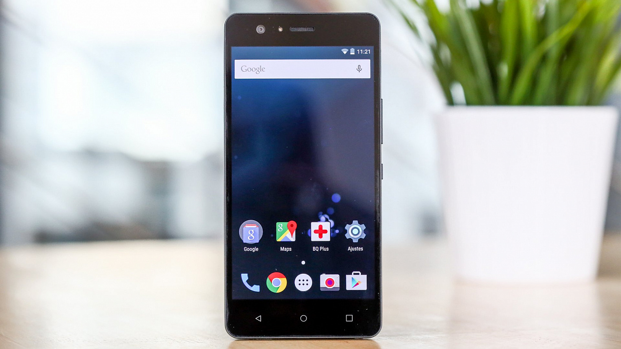 Смартфон BQ Aquaris M5 32GB 3GB RAM (Black/Black) купить в интернет-магазине icover