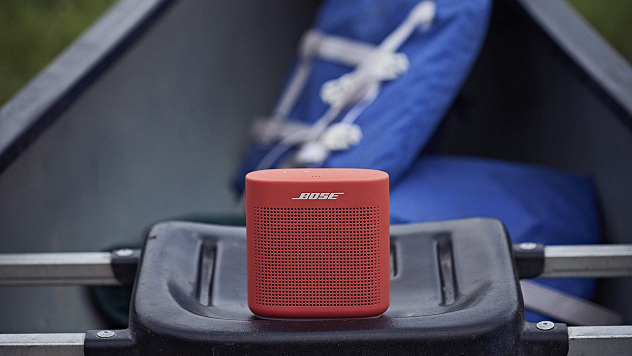 Беспроводная портативная акустика Bose SoundLink Color II 752195-0400 (Coral Red) купить в интернет-магазине icover