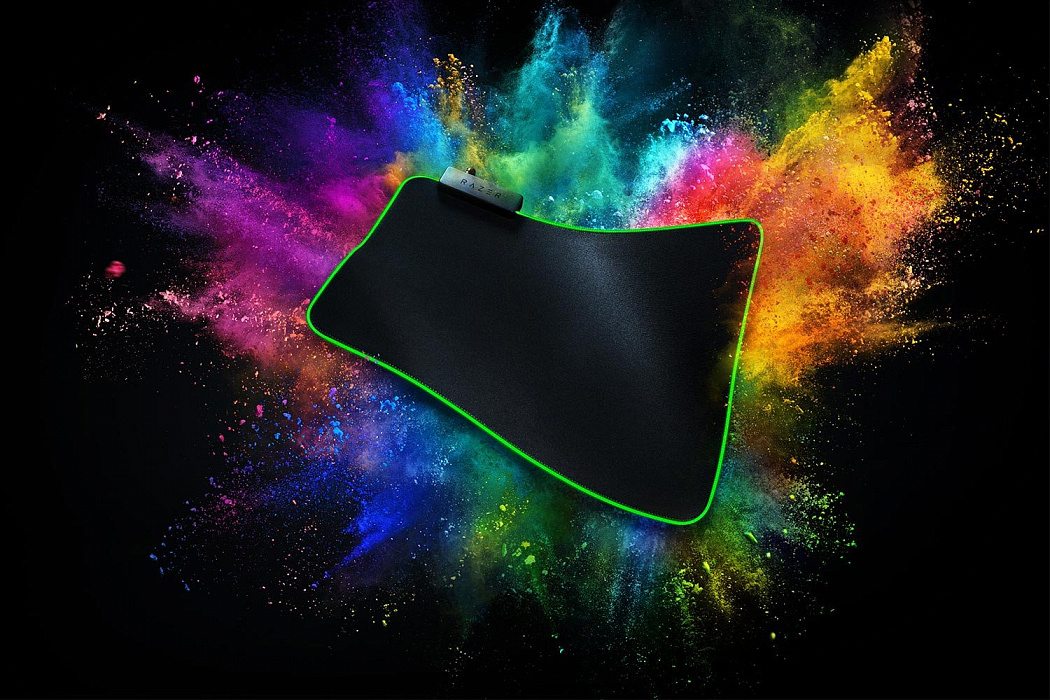 Коврик для мыши Razer Goliathus Chroma RZ02-02500100-R3M1 (Black) купить в интернет-магазине icover