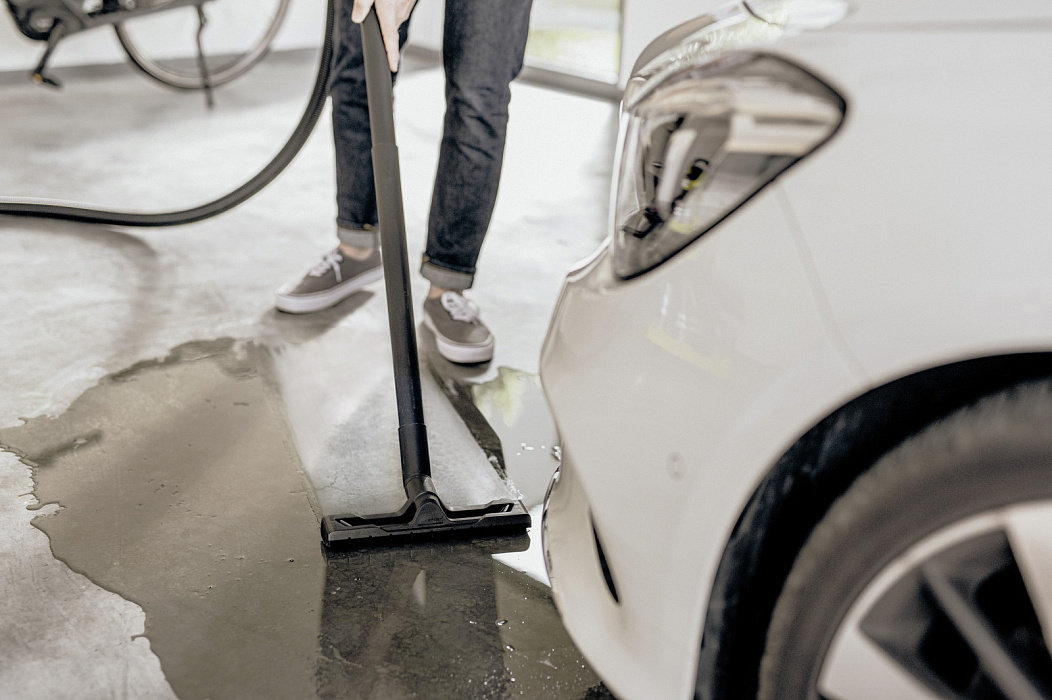 Профессиональный пылесос Karcher WD 4 P V-20/5/22 (1.628-270.0) купить в интернет-магазине icover