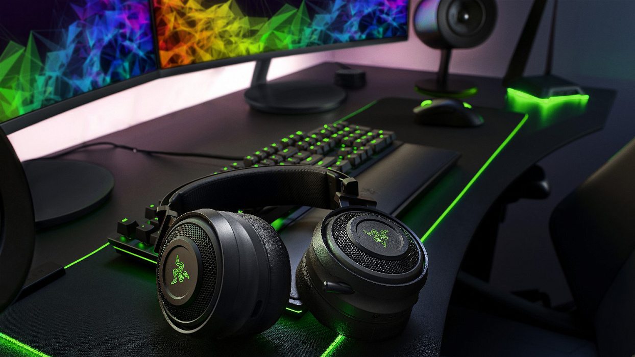 Игровая гарнитура Razer Nari Ultimate Wireless RZ04-02670100-R3M1 (Black/Green) купить в интернет-магазине icover