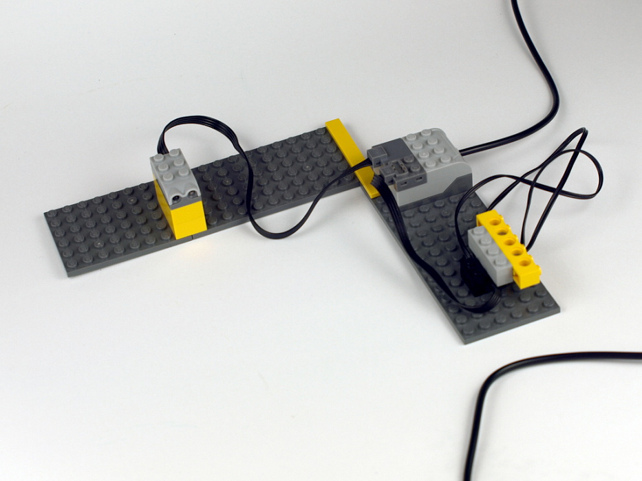 Датчик движения Lego Education Mindstorms (9583) для ПервоРобота WeDo (Silver) купить в интернет-магазине icover