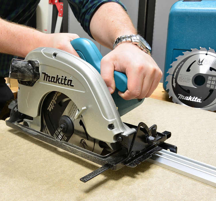 Makita 5704 RK - пила дисковая купить в интернет-магазине icover