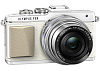 Фотоаппарат Olympus PEN E-PL7 Kit (E-PL7 Body White + EZ-M1442EZ Silver) купить в интернет-магазине icover