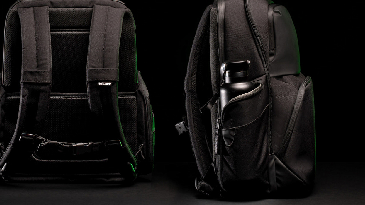 Рюкзак Incase A.R.C. Commuter Pack (INCO100683-BLK) для ноутбука 16" (Black) купить в интернет-магазине icover
