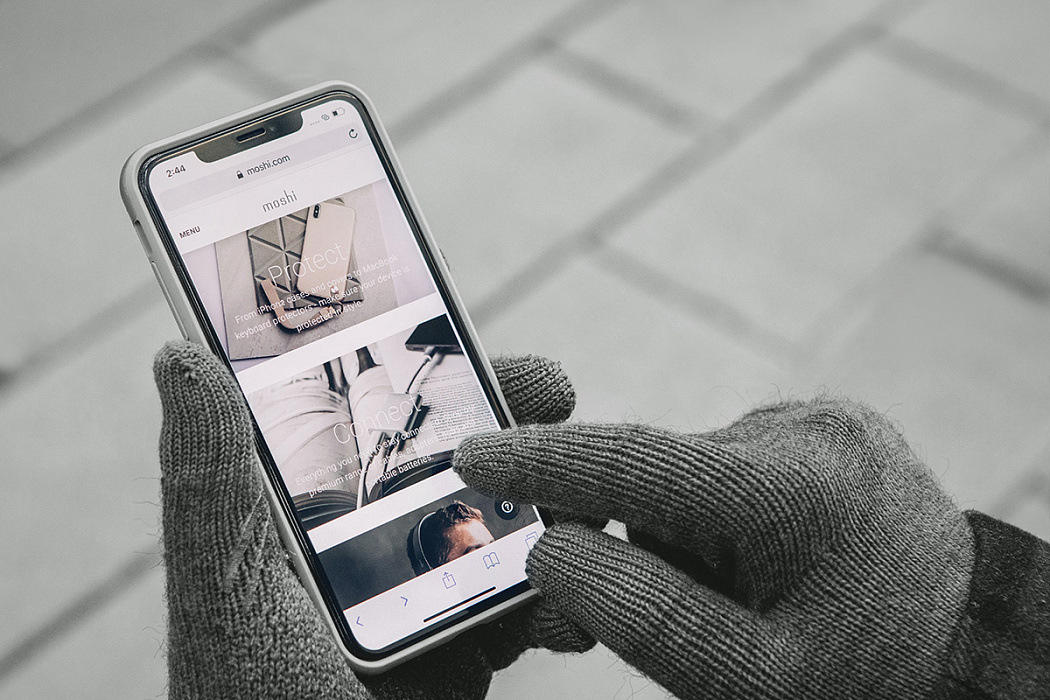 Перчатки Moshi Digits M (99MO065013) для сенсорных устройств (Light Grey) купить в интернет-магазине icover