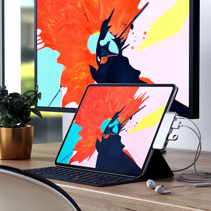 Адаптер Satechi Aluminum Type-C для iPad Pro (Silver) купить в интернет-магазине icover