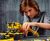 Конструктор Lego Technic Compact Crawler Crane 42097 (Yellow) купить в интернет-магазине icover