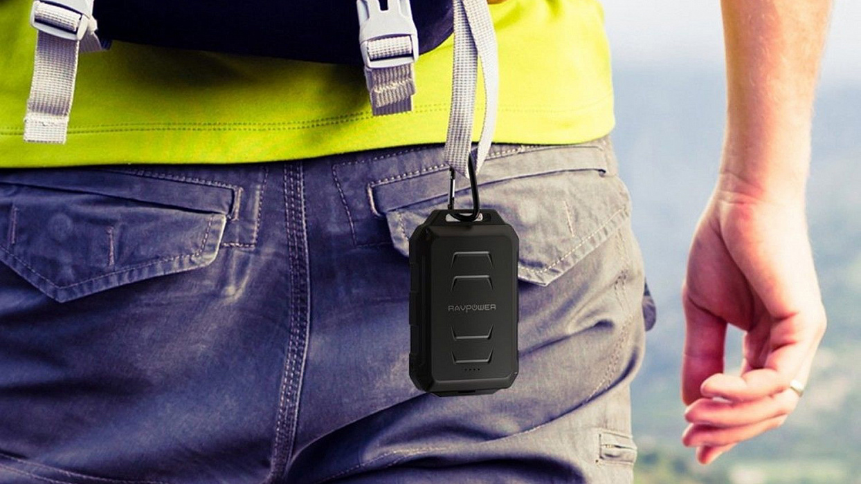 Универсальный внешний аккумулятор RAVPower Water Dust Shockproof RP-PB044 10050 mAh (Black) купить в интернет-магазине icover