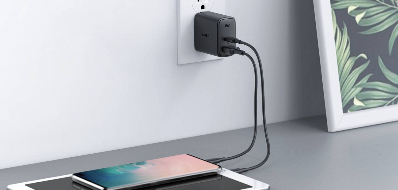 Сетевое зарядное устройство Aukey Swift Mix Dual-Port 20W PD + Aipower 12W купить в интернет-магазине icover