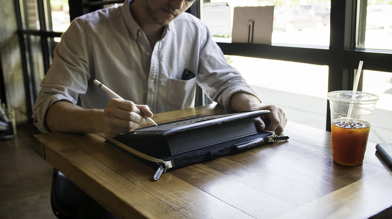 Чехол Twelve South BookBook (12-1750) для iPad Pro (12.9" (Brown) купить в интернет-магазине icover