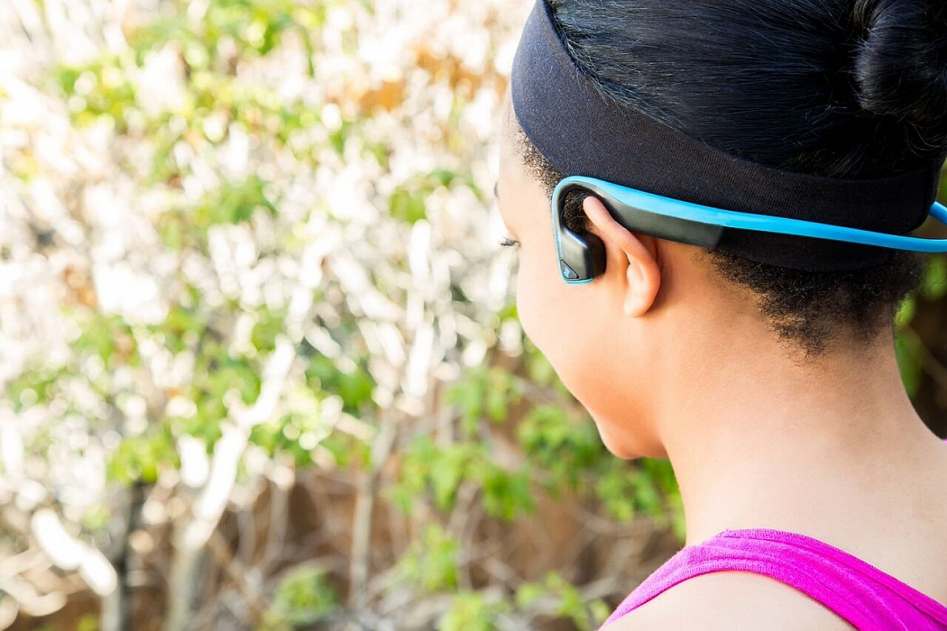 Стерео Bluetooth-гарнитура AfterShokz Trekz Titanium AS600OB (Ocean Blue) купить в интернет-магазине icover