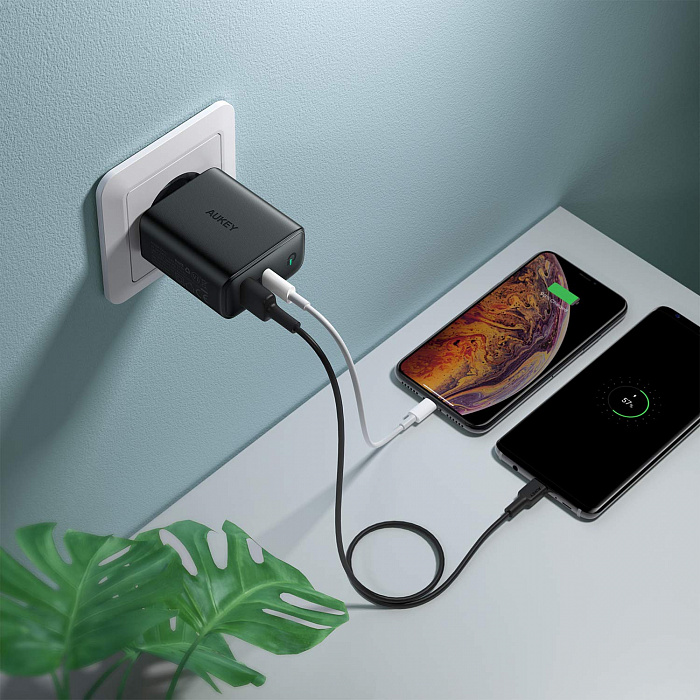 Сетевое зарядное устройство Aukey Dual-Port 30W PD Wall Charger with Dynamic Detect (Black) купить в интернет-магазине icover