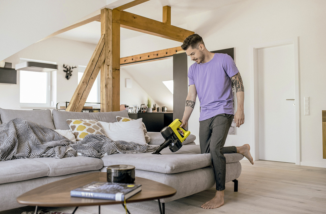 Пылесос Karcher VC 4 Cordless myHome (1.198-620.0) купить в интернет-магазине icover