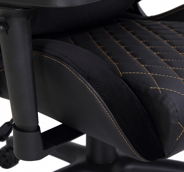 Игровое кресло Cougar Armor S Royal (Black) купить в интернет-магазине icover