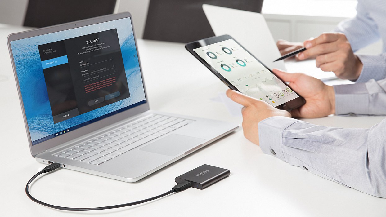 Внешний накопитель Samsung Portable SSD T5 2Tb MU-PA2T0B/WW (Black) купить в интернет-магазине icover