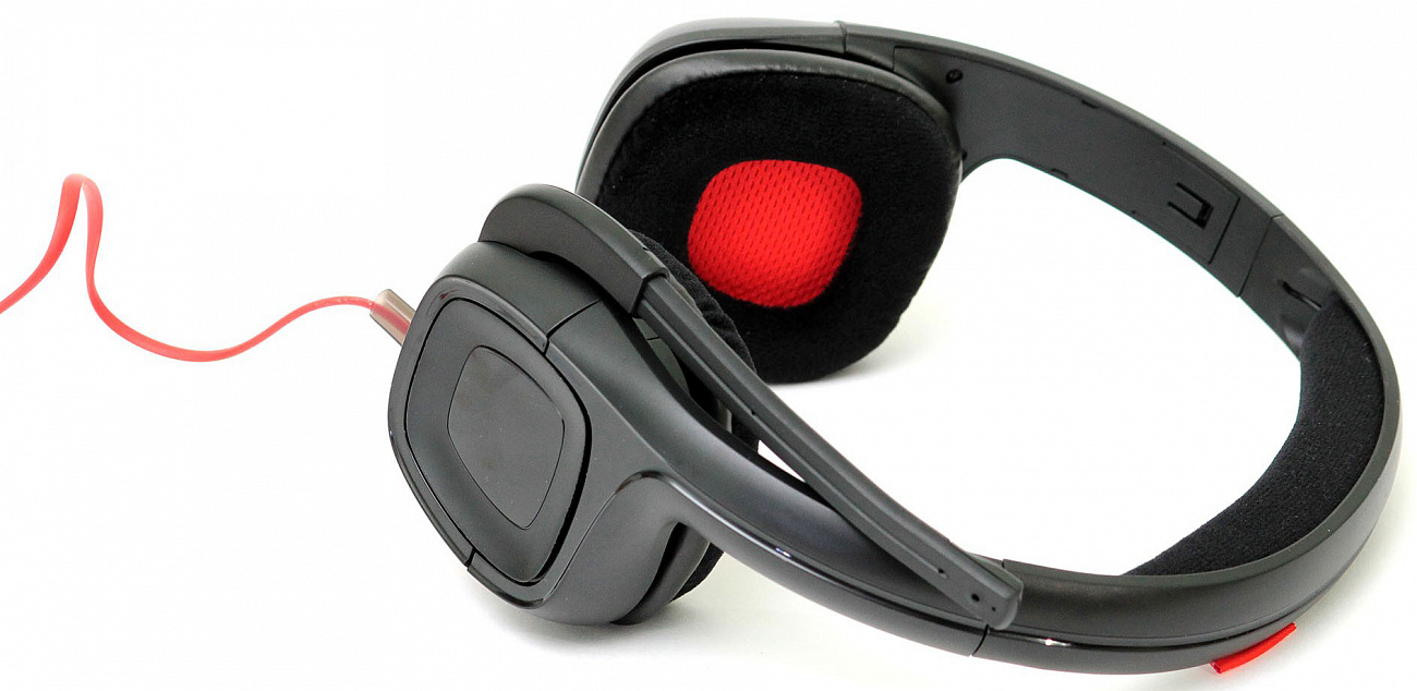 Plantronics GameCom 318 - игровая гарнитура (Black)   купить в интернет-магазине icover