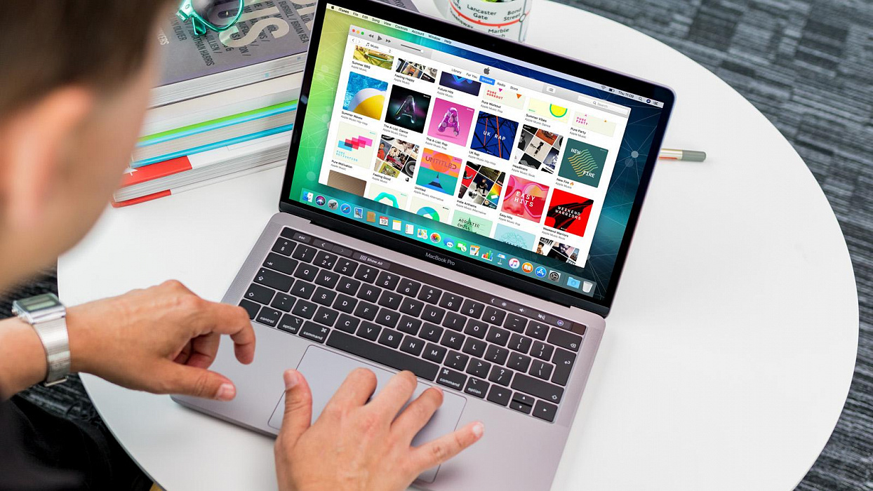 Ноутбук Apple MacBook Pro 13.3" Intel Core i5 2.4GHz 8Gb 256Gb SSD MV992RU/A (Silver) купить в интернет-магазине icover