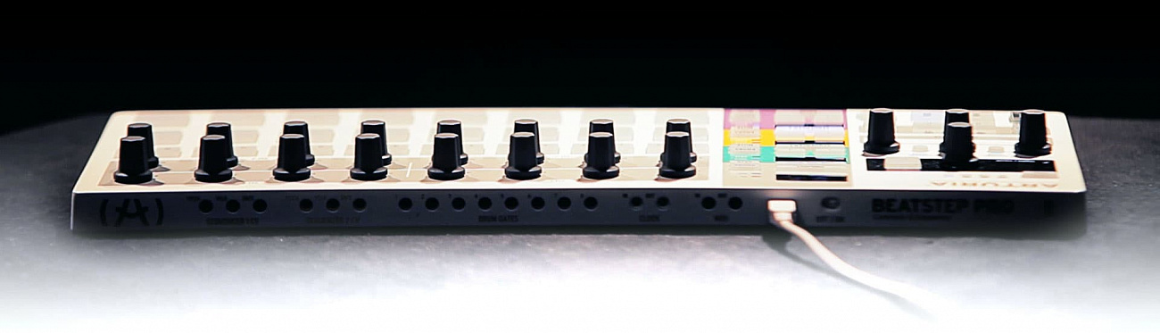 MIDI-контроллер Arturia BeatStep Pro MCI53204 (White) купить в интернет-магазине icover