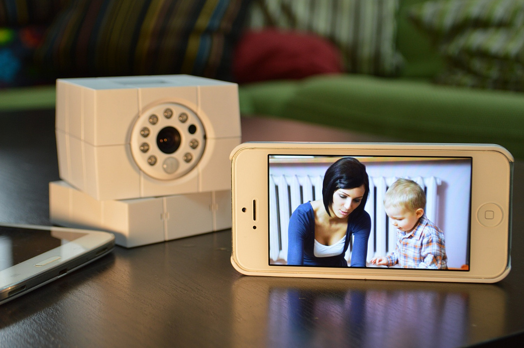 Беспроводная поворотная IP камера HD Amaryllo iCam HD FB0020 (White) купить в интернет-магазине icover