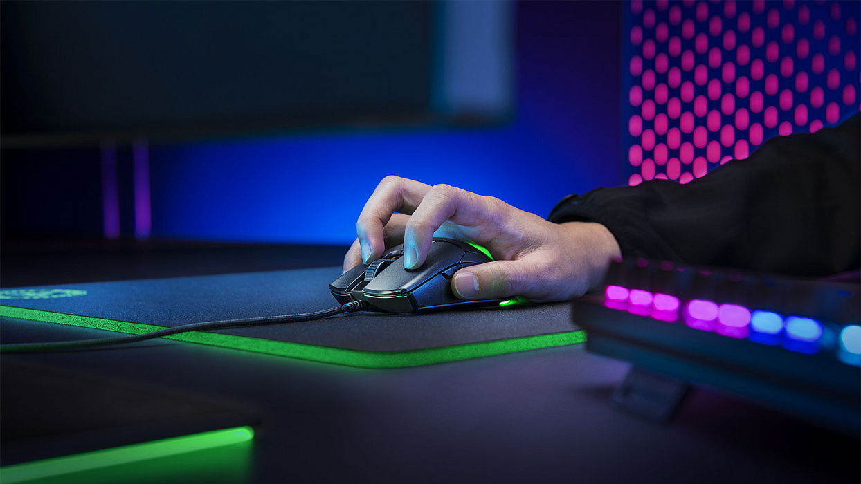 Игровая мышь Razer Viper Mini RZ01-03250100-R3M1 (Black) купить в интернет-магазине icover