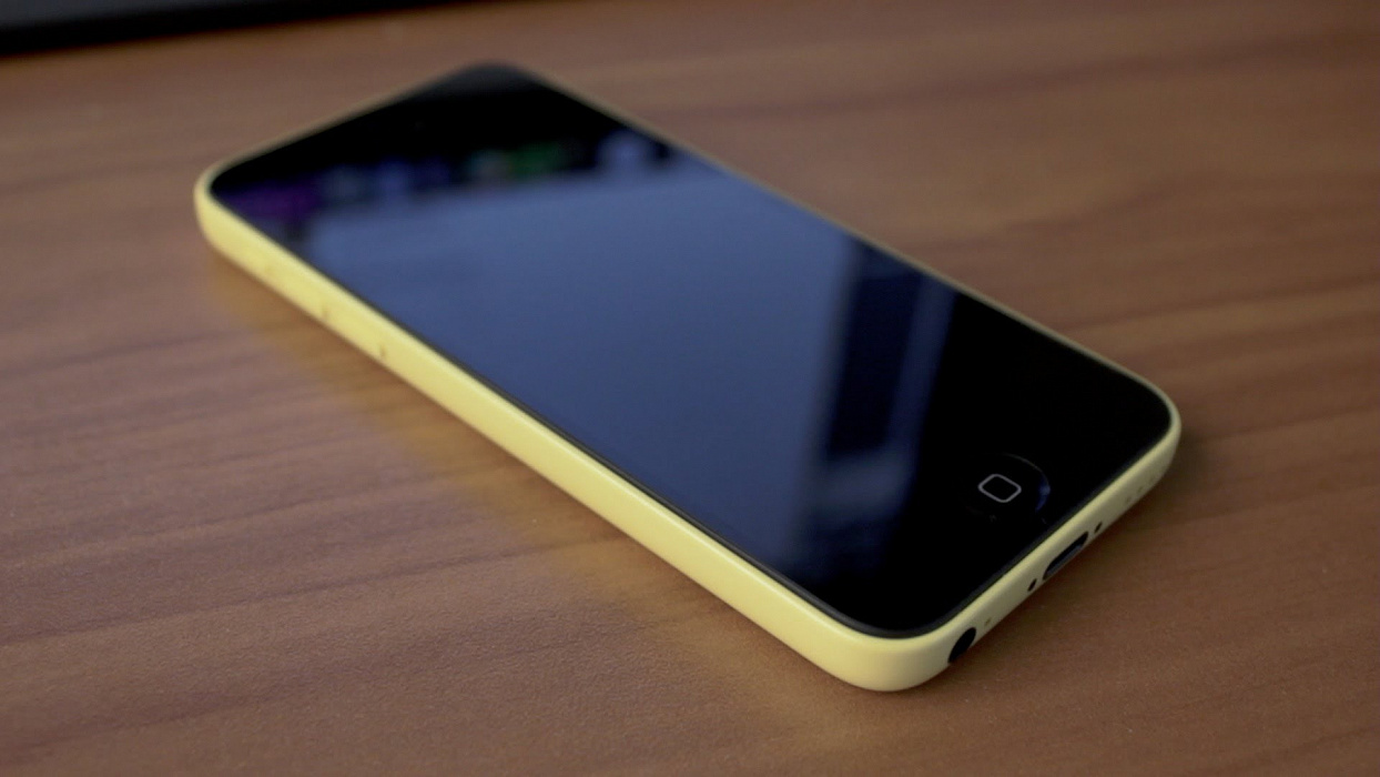 Apple iPhone 5C 8Gb Yellow (MG8Y2RU/A) LTE купить в интернет-магазине icover