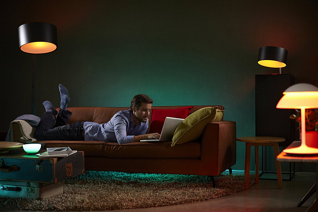 Умные светодиодные лампы Philips Hue White and Color Ambiance GU10 Starter Kit 3 шт (8718699630218) купить в интернет-магазине icover
