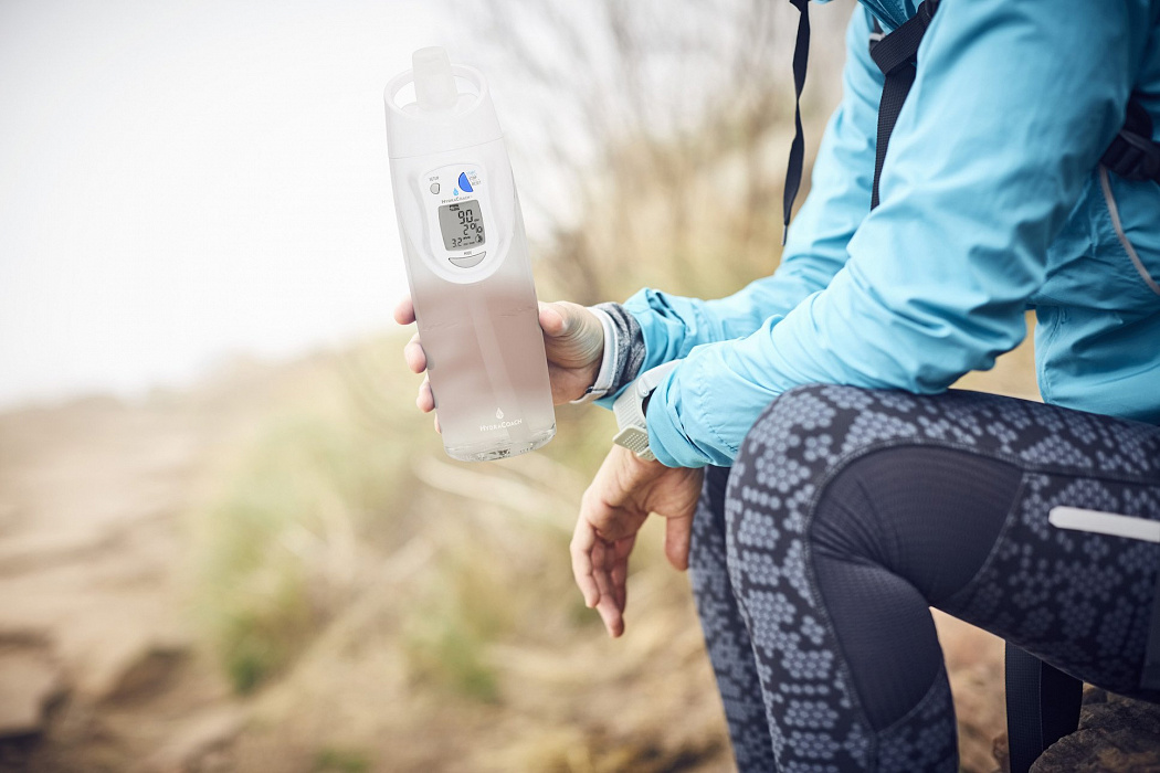 Умная бутылка HydraCoach Intelligent Bottle (Clear) купить в интернет-магазине icover