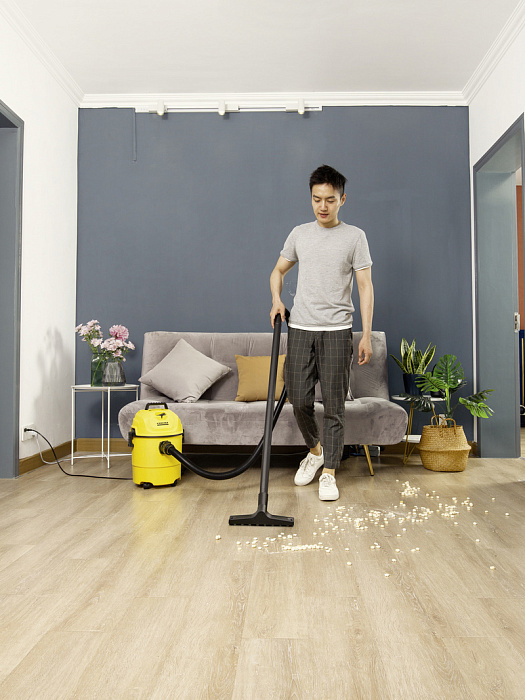 Профессиональный пылесос KARCHER WD 1 Classic 1.098-322.0 (Yellow/Black) купить в интернет-магазине icover