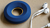 Держатель для наушников Bluelounge CableYoyo BLUCY10-GDBLU (Gold/Blue) купить в интернет-магазине icover