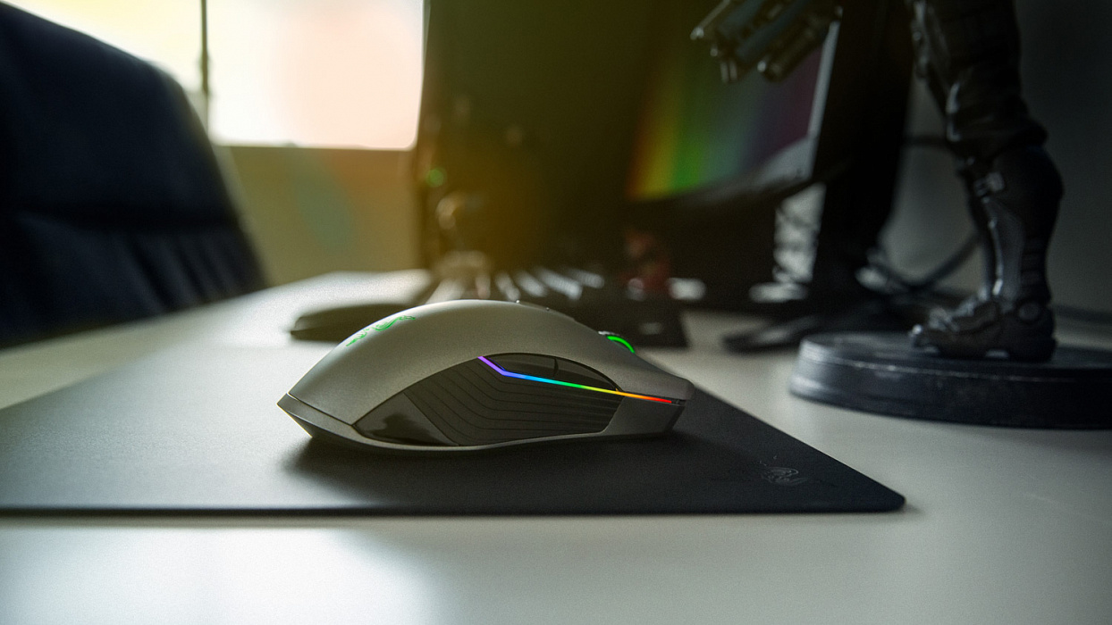 Игровая мышь Razer Lancehead Wireless RZ01-02570100-R3M1 (Black) купить в интернет-магазине icover