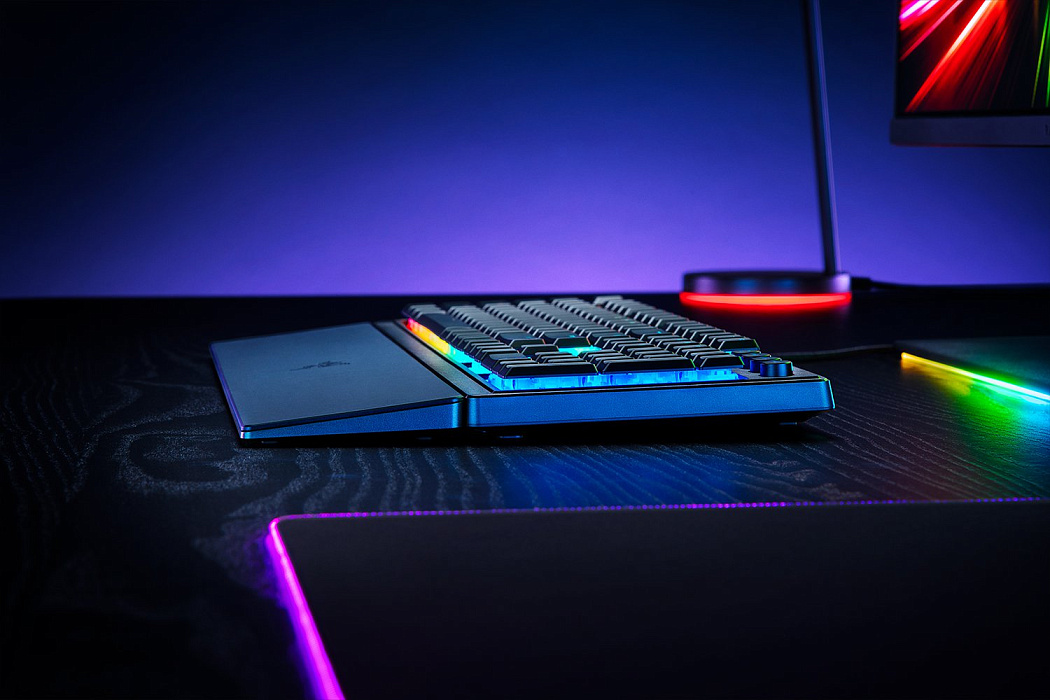 Игровая клавиатура Razer Ornata V3 RZ03-04460800-R3R1 (Black) купить в интернет-магазине icover