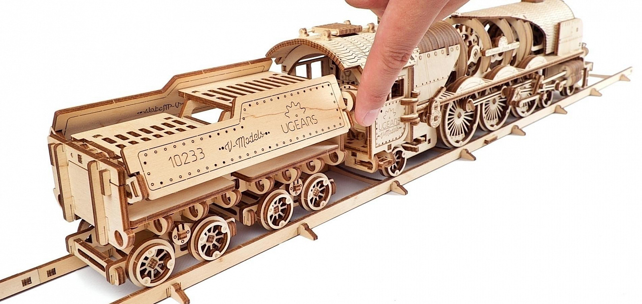 Сборная модель UGEARS Локомотив c тендером V-Экспресс (70058) купить в интернет-магазине icover