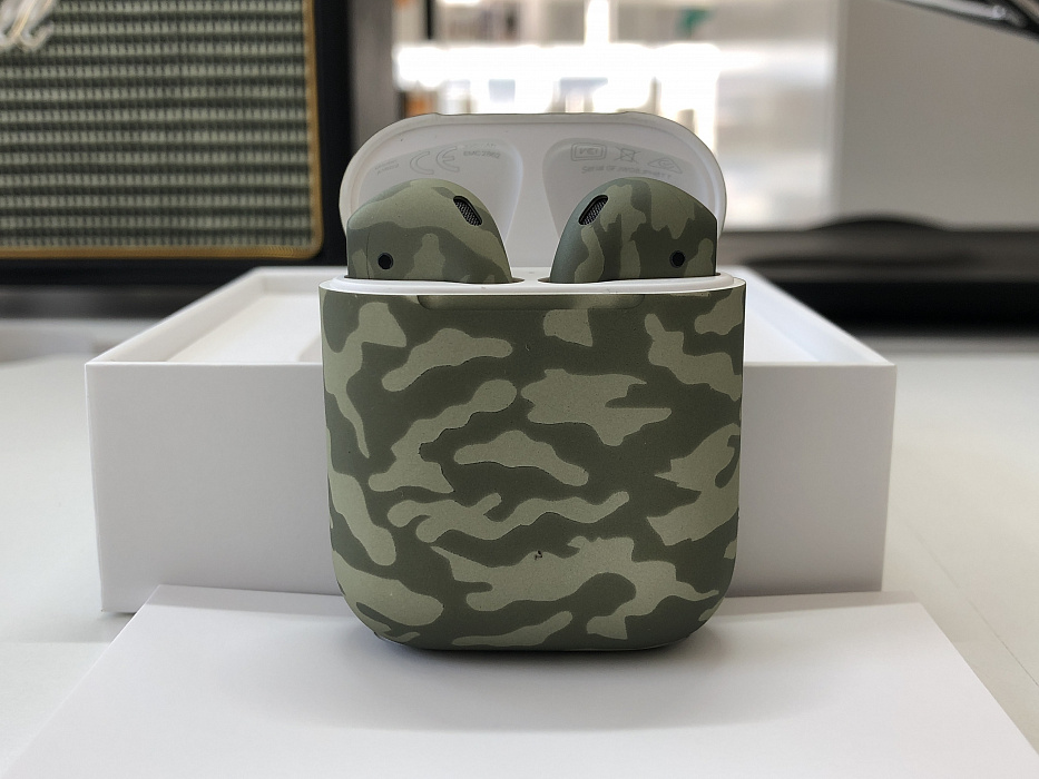 Беспроводные наушники Apple AirPods Color (Camo) купить в интернет-магазине icover