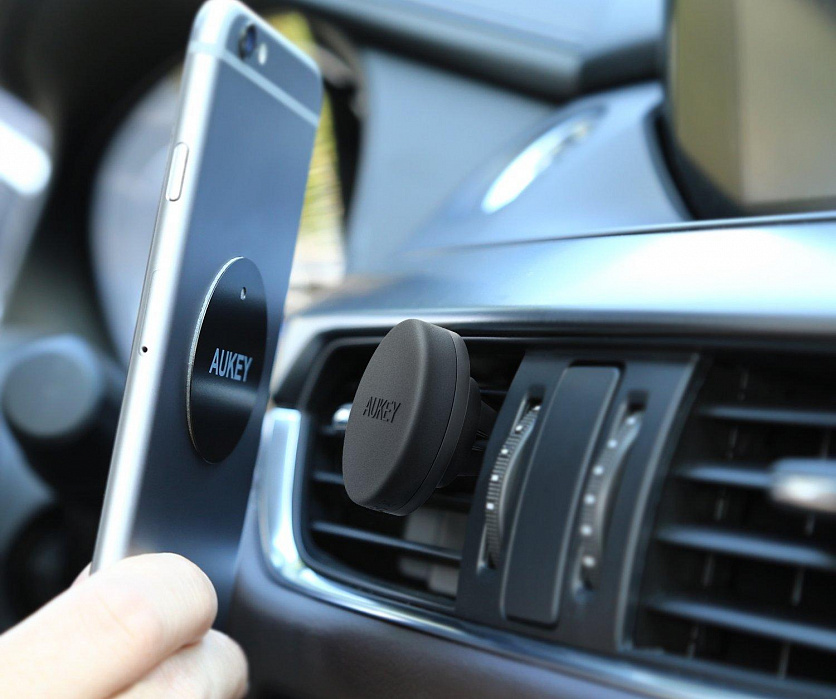 Автомобильный держатель Aukey Air Vent Magnetic Phone Mount (Black) купить в интернет-магазине icover