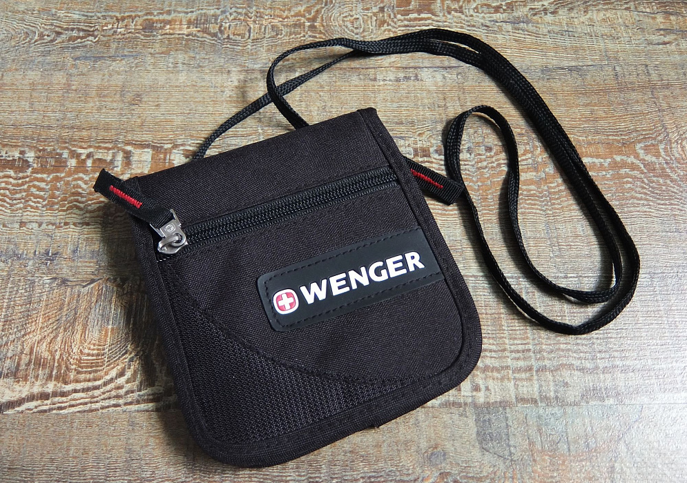 Wenger Neck Wallet (18312168) - кошелек на шею (Black) купить в интернет-магазине icover